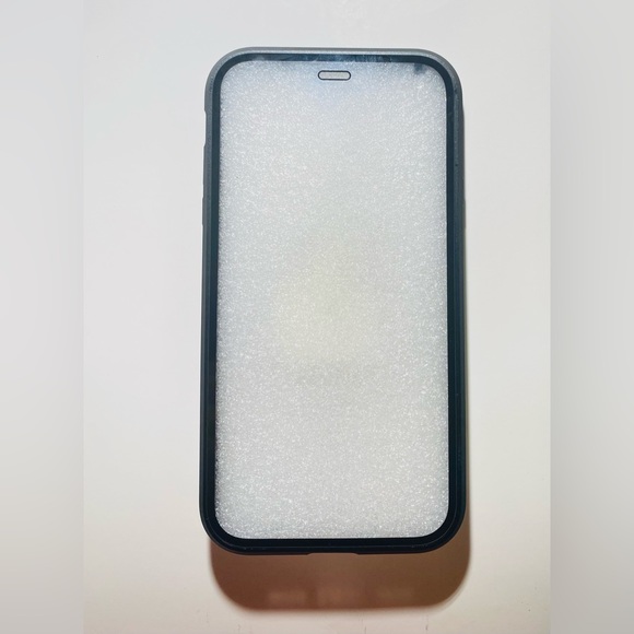 BTS Jungkook Apple Phone Case & Cover 6.1 inch - Picture 2 of 2